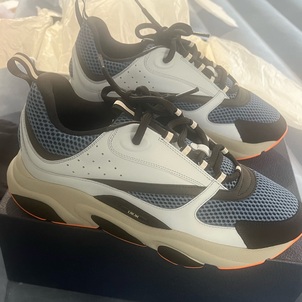 Stylish Men's Sneakers in Blue and Black